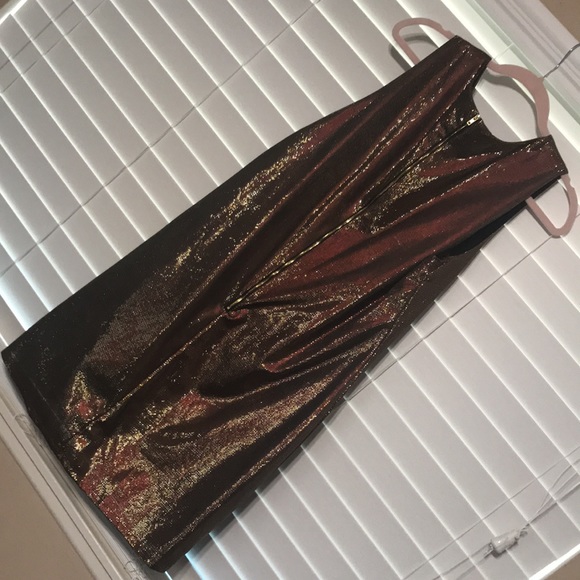 $10 flash sale (24 hr) Plus Size Gold Bodycon Dress NWT 2X Charlotte Russe - Picture 4 of 4